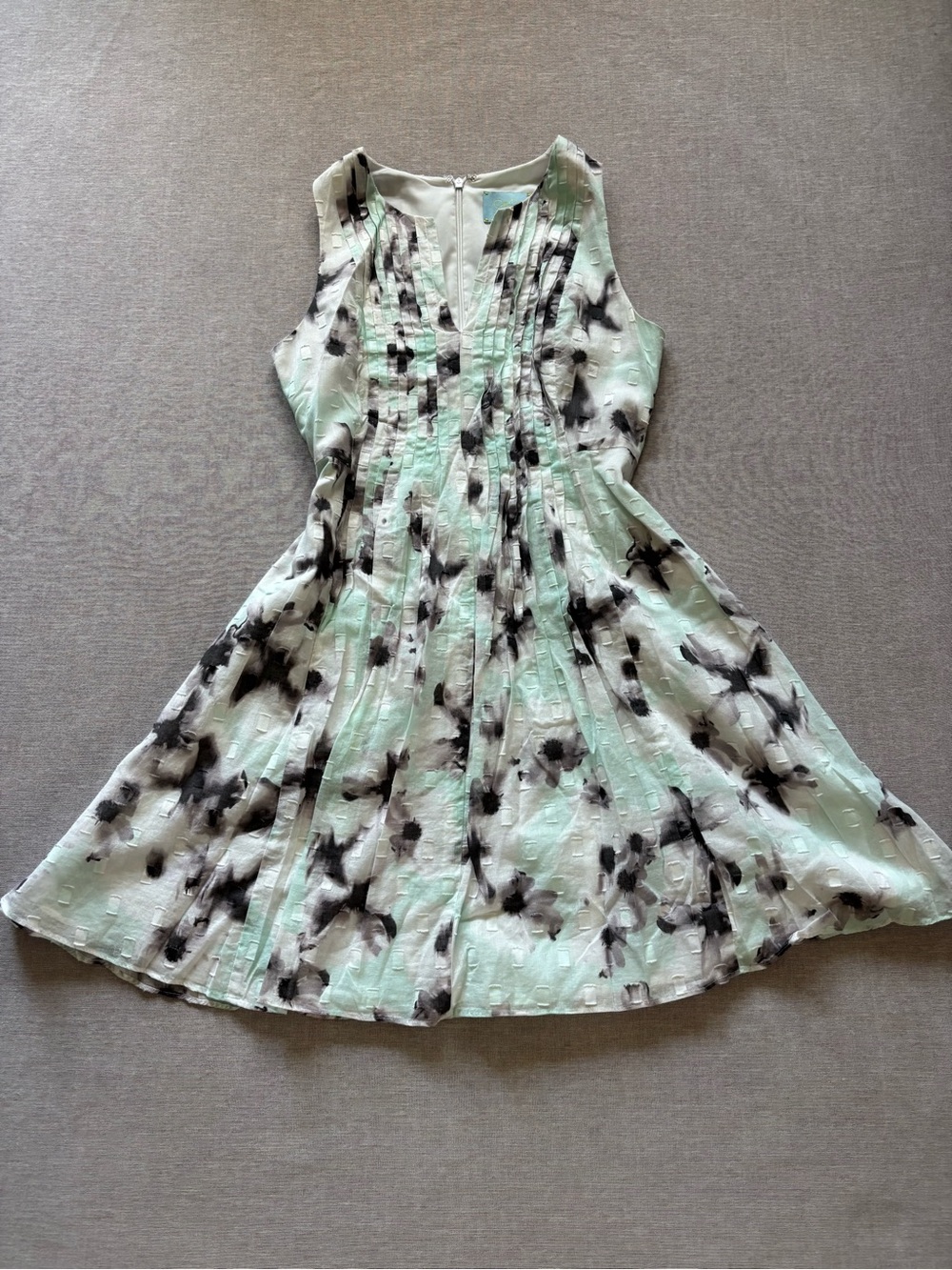 CeCe Cynthia Steffe mint green dress.